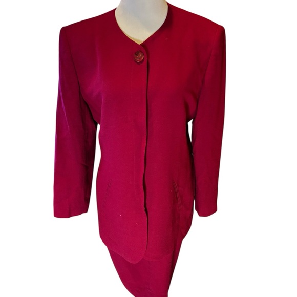 Jones New York Vintage Women's Wool Cranberry Suit Size 12 (NWT) - Picture 1 of 11